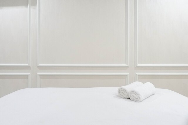 スペーシャス ベッBRム アパートメント アット プラクス