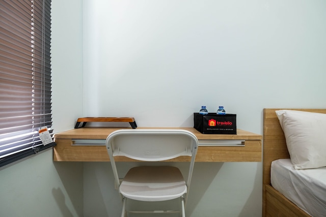 コンフィ アンド ナイス スタジオ アパートメント アット タマンサリ マホガニー