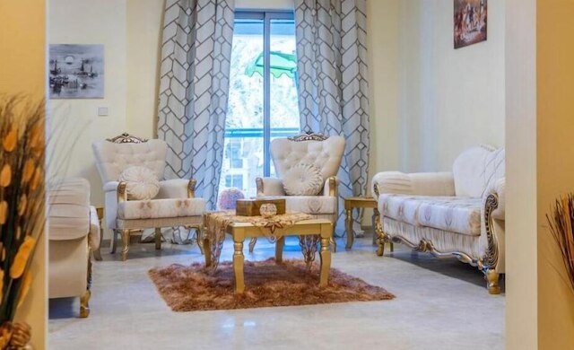 ホリデイズ R US ヴィラ 3 ベッドルーム プレミアム ロケーション