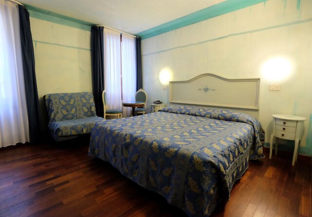 ホテル アイ ド モリ