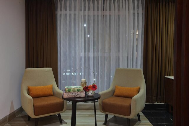 エンパイリアン ホテル