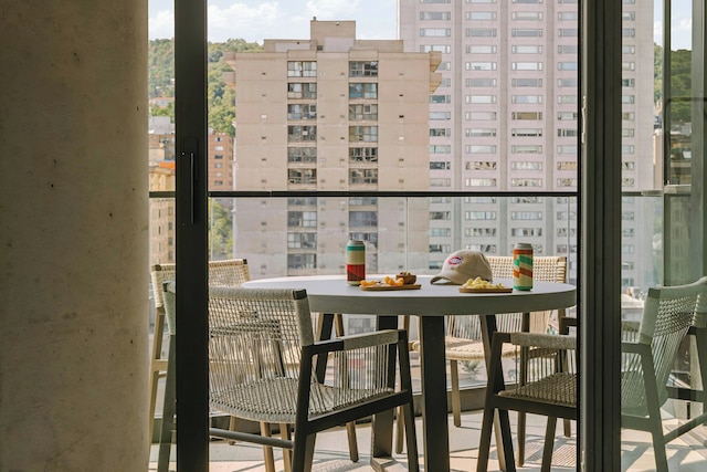 ソンダー by マリオット ボンヴォイ メゾヌーヴ アパートメンツ ダウンタウン