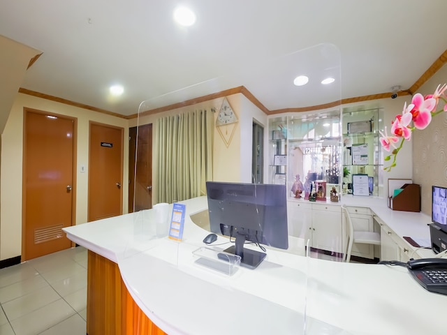 OYO 836 E & H レジデンシズ