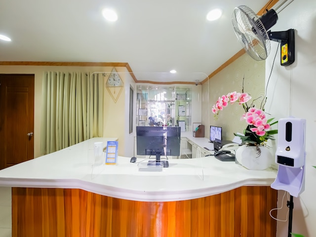 OYO 836 E & H レジデンシズ