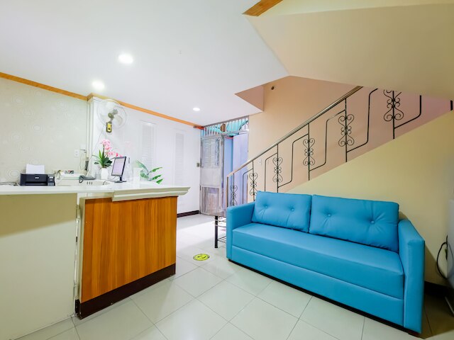 OYO 836 E & H レジデンシズ