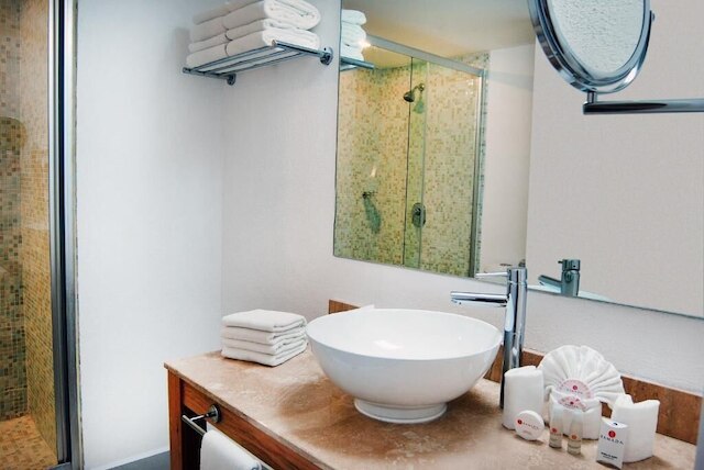 アダラ エクスプレス