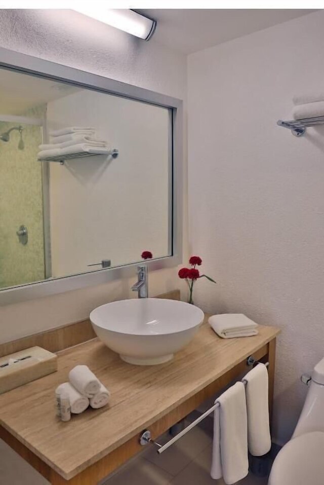 アダラ エクスプレス