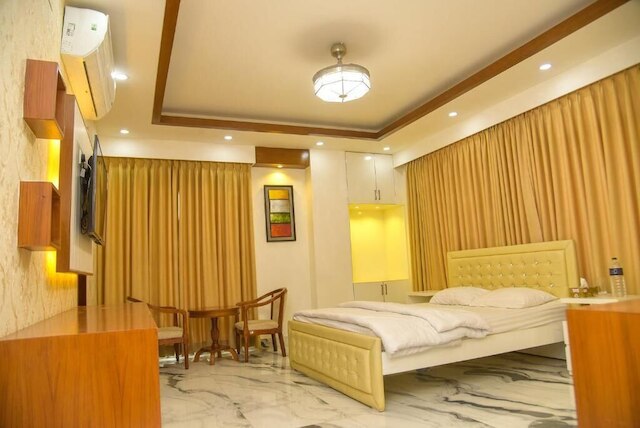 ザ・キャッスル・イン・ダッカ