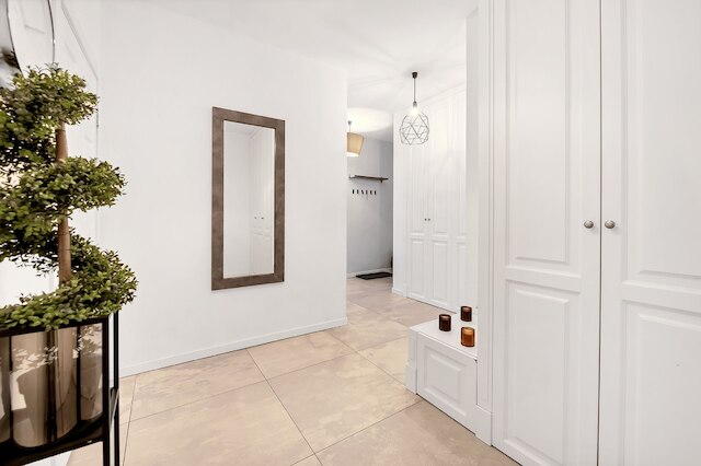 ルミナ 4-ルーム アパートメント イン センター