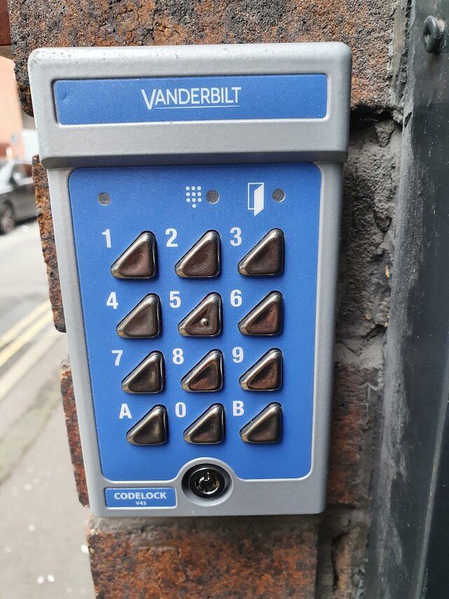 シティ センター ディタチド 10 パーソン アコモデーション