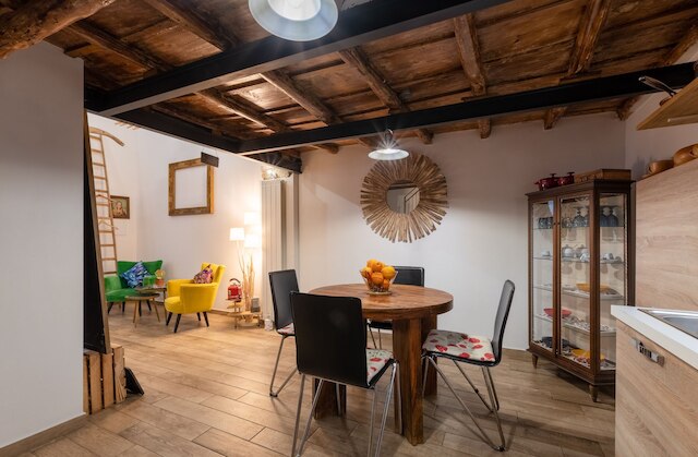 シティセンター ユニーク アパートメント-スリープス 2- ペット フレンドリー