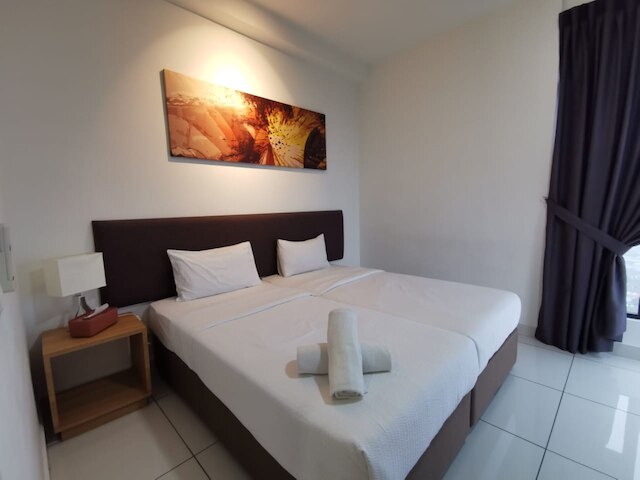 OYO ホーム 90400 ワン テブラウ ホームステイ