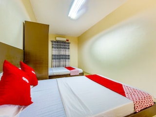 メトロ デラックス レジデンス