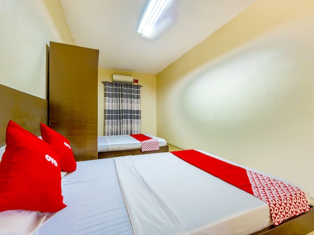 メトロ デラックス レジデンス