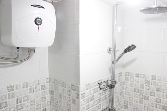 スペーシャス アンド モダン スタジオ ルーム アパートメント アット グランド アジア アフリカ