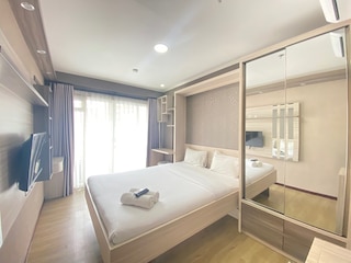 モダン アンド コージー スタジオ ルーム アット ゲートウェイ パスツール アパートメント