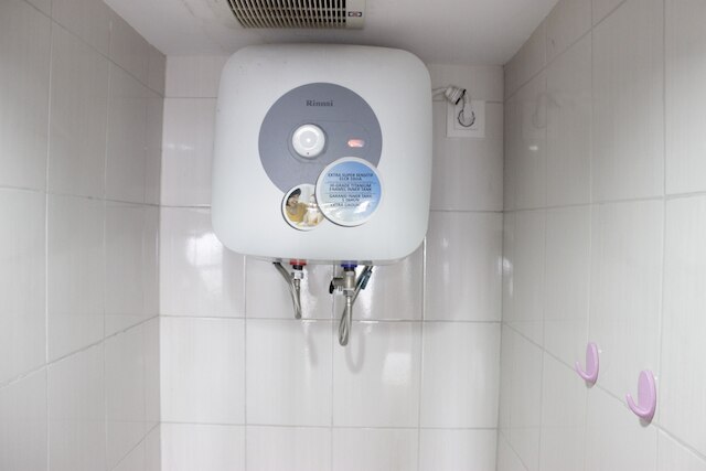 コージー スタジオ アパートメント アット メカルワンギ スクエア チバドゥユット