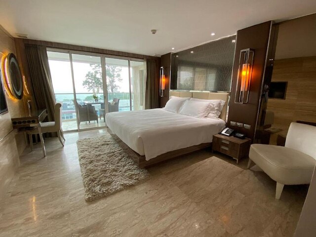 ザ サンクチュアリ  リゾート  パタヤ BW シグネチャー コレクション