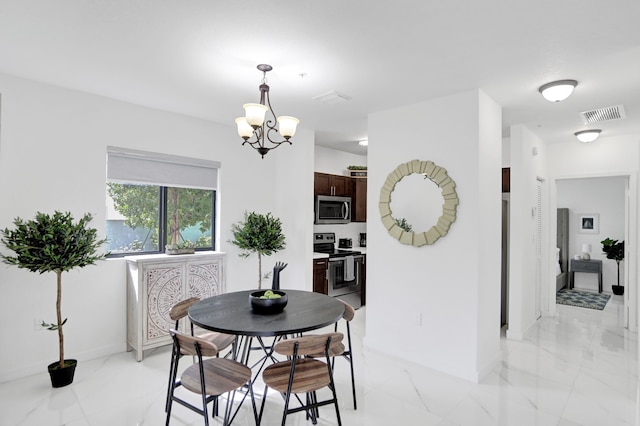 レンジー ウィンウッド アパートメンツ