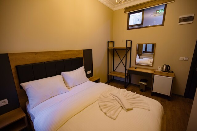 グランド バルヤン ホテル & レストラン