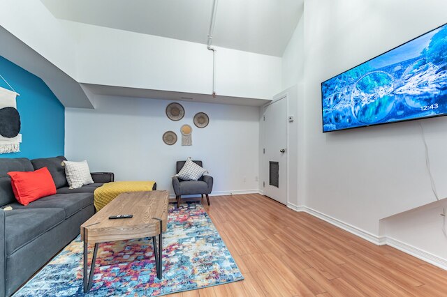 サーカースイーツ - エンタテイメントディスト