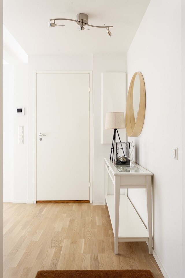 スタイリッシュ ブライト 42M2 スタジオ ウィズ バルコニー