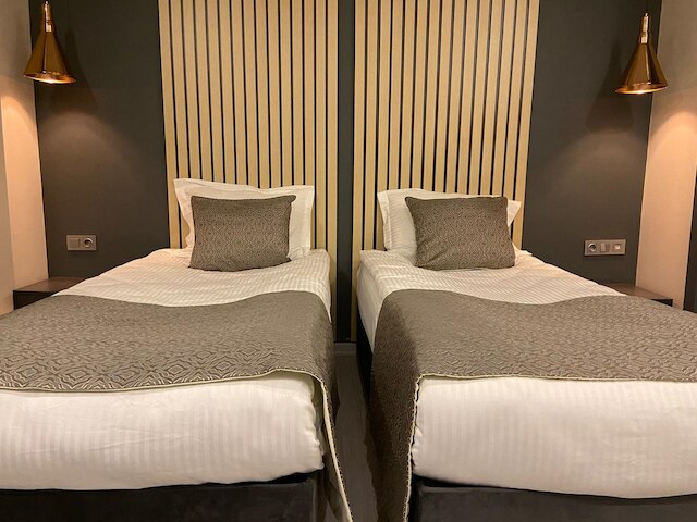 アンティーク・ハウスズ