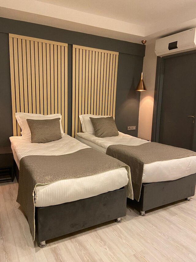 アンティーク・ハウスズ