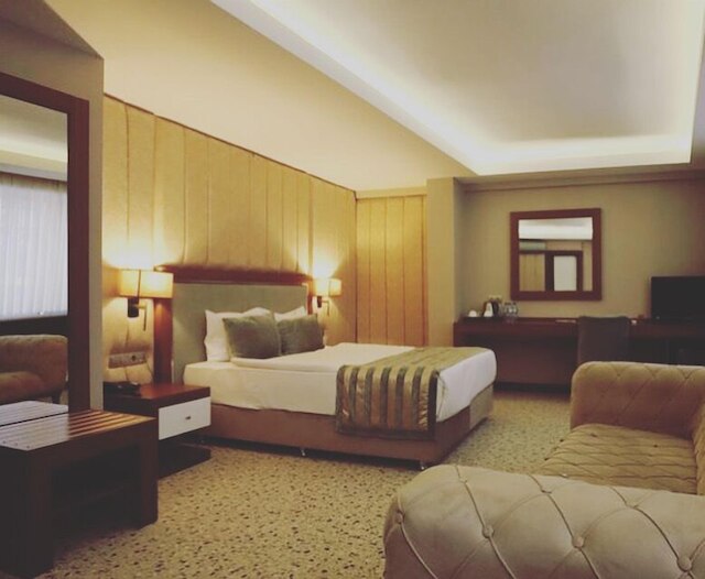 ロイヤル スイート ホテル