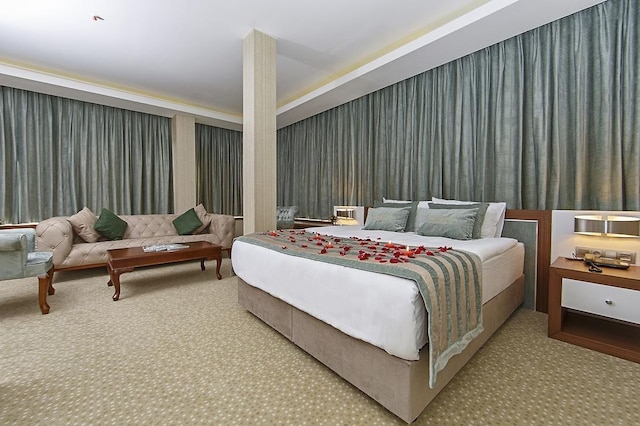 ロイヤル スイート ホテル