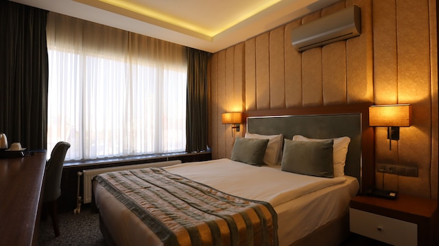 ロイヤル スイート ホテル