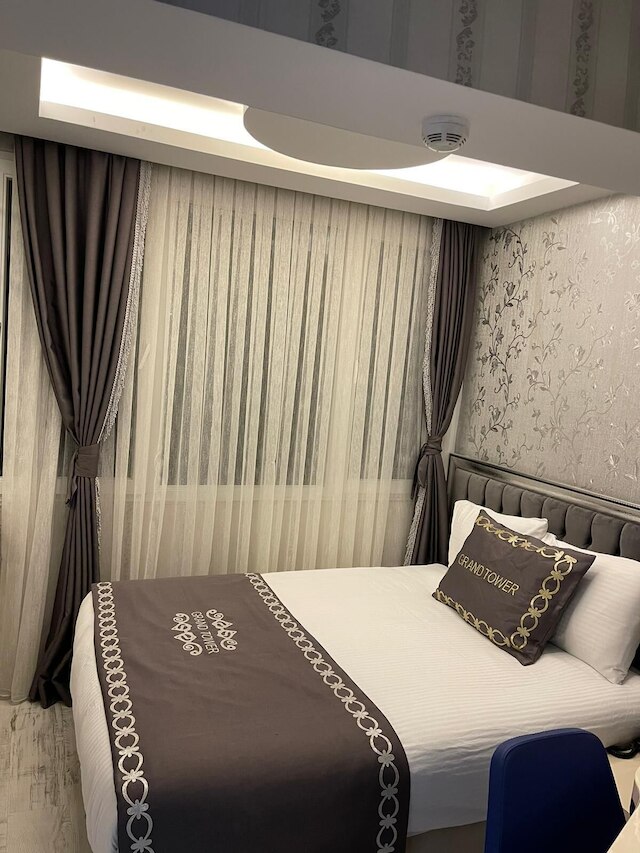 グランド タワー ホテル