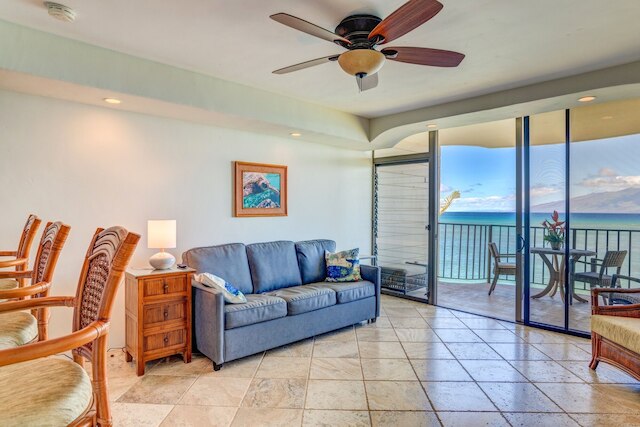 カハナリーフ #310 1 ベッドルーム コンド バイ レッドオーニング