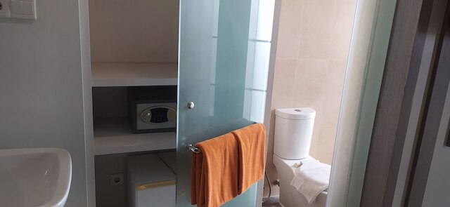 オール ナイト & デイ ジョグジャカルタ ゲジャヤン