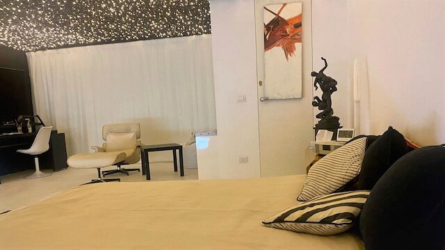 ローマの最もエレガントなエリアに広がる2階建てのデザイナー物件