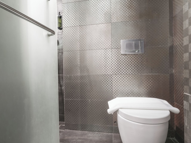 ア ホテル ディクソン, ステイ フロム 9PM トゥ 8AM