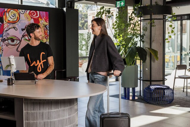 ラF コリングウッド メルボルン