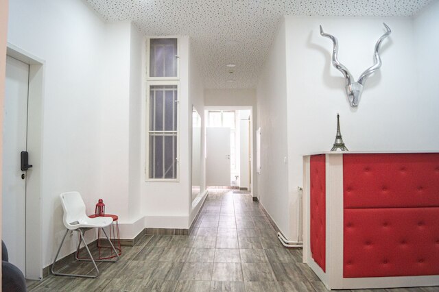 マリアヒルファー ブティック ルームズ - バーチャル レセプション & セルフチェックイン