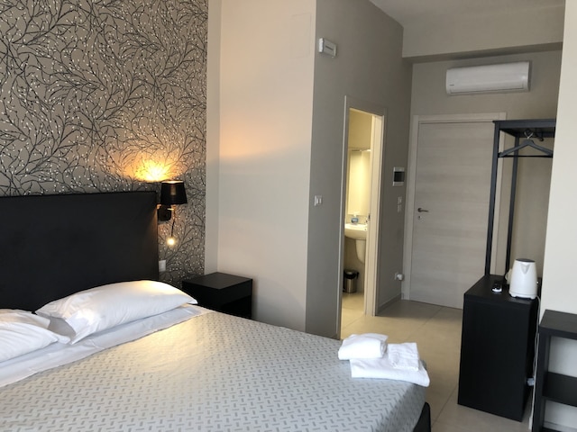 ダンテ 11 ゲストハウス