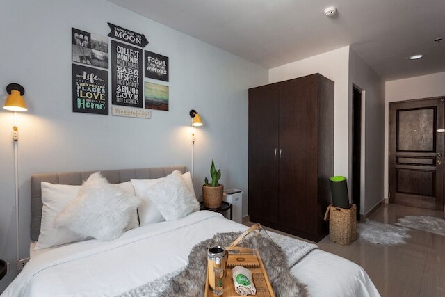 ブエンビヤヘ ルームズ F レジデンシズ ニア エドサ