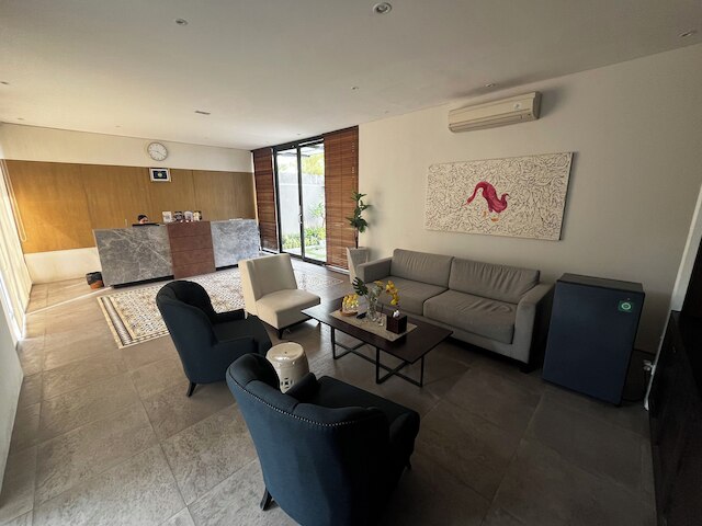 ニヴァサ ヌサ ドゥア