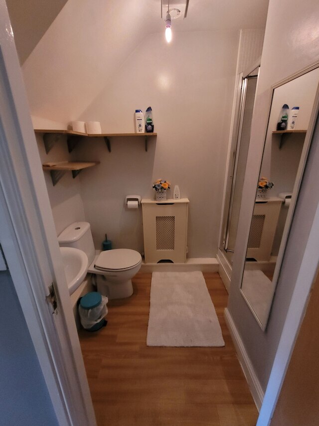 2 ベッド アパートメント スリープス 4 オンサイト パーキング