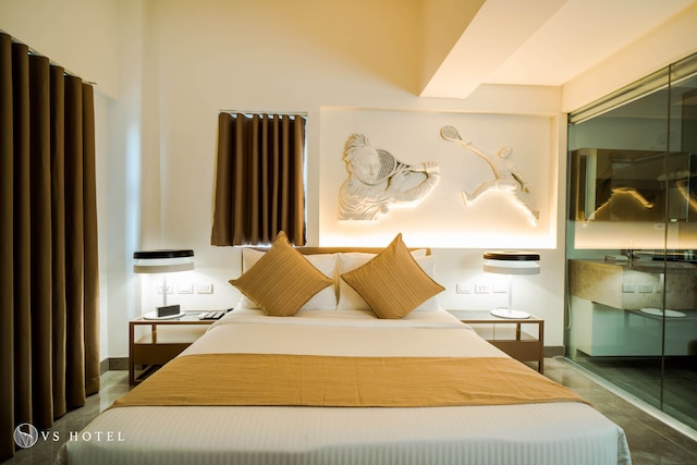 VS ホテル