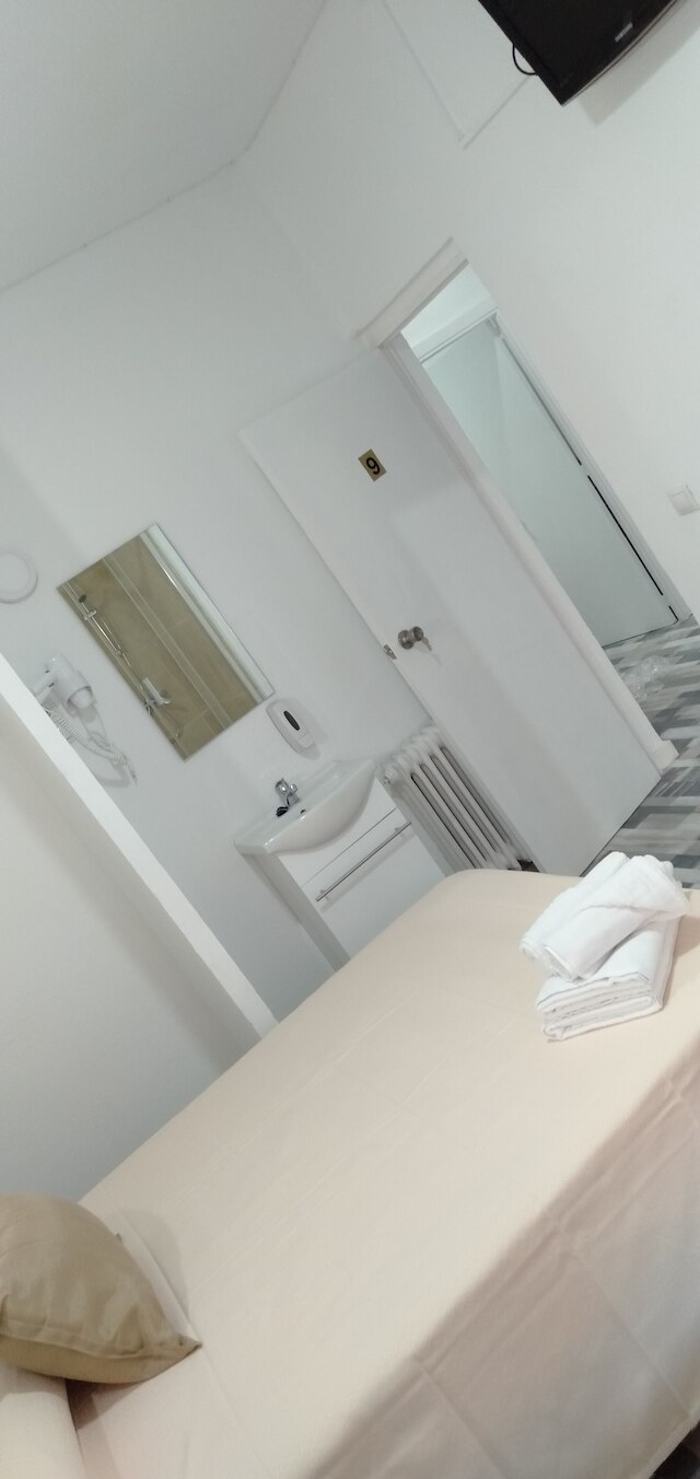 H ノチェ イ ディア