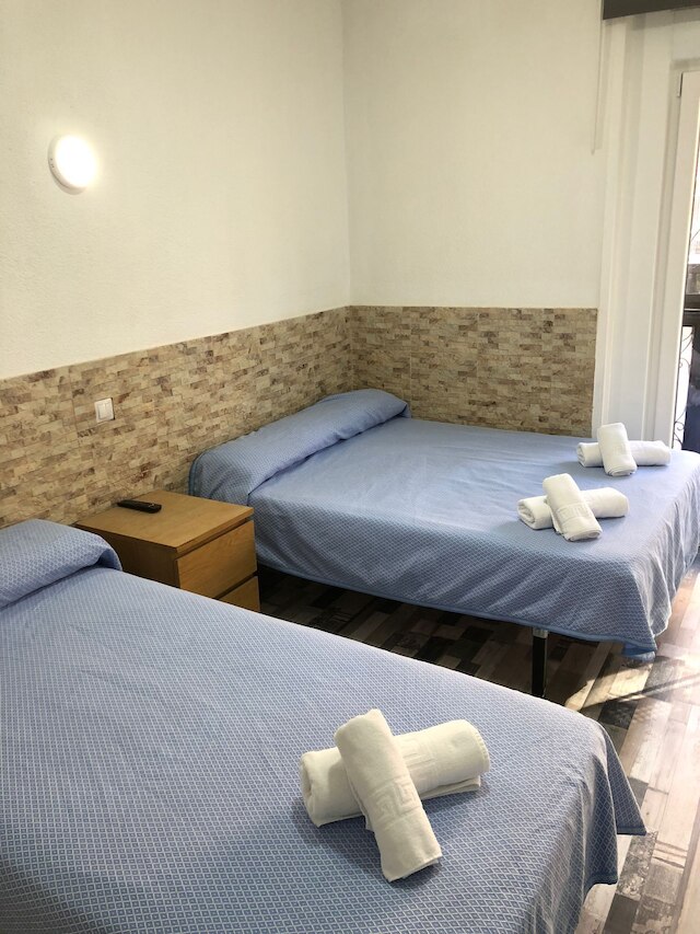 H ノチェ イ ディア