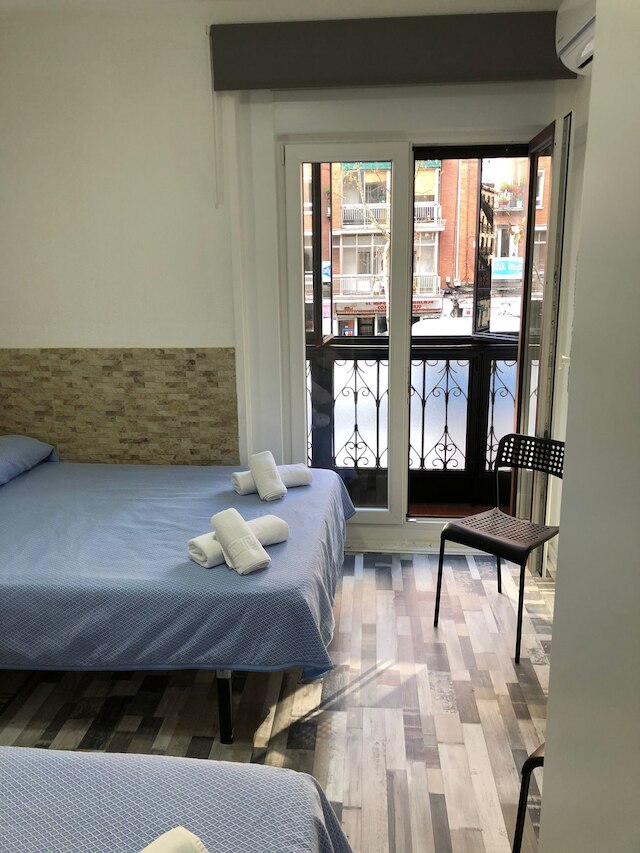 H ノチェ イ ディア