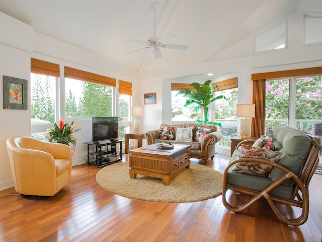 ヴィラズ オブ カマリイ 56 3 ベッドルーム コンド バイ レッドオーニング