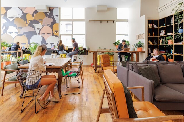 バウンス メルボルン - フォーマリー ローマー メルボルン