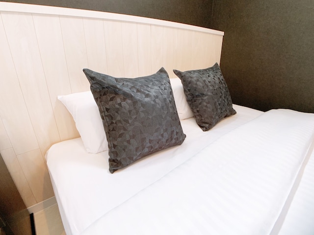 Bar & Hotel Colors 宮島