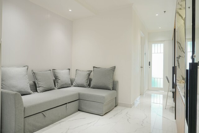 コンフォータブル アンド シンプリー1 1ッBーム アット ザ ブールバード アパートメント